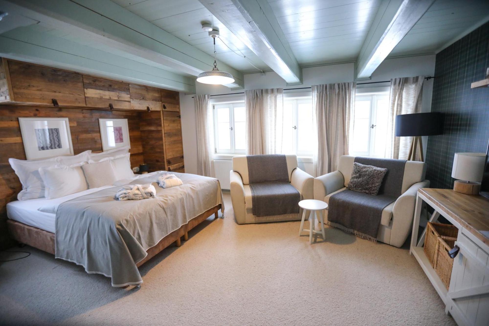 Hotel Bouda Helena ペツ・ポト・スニェシュコウ エクステリア 写真