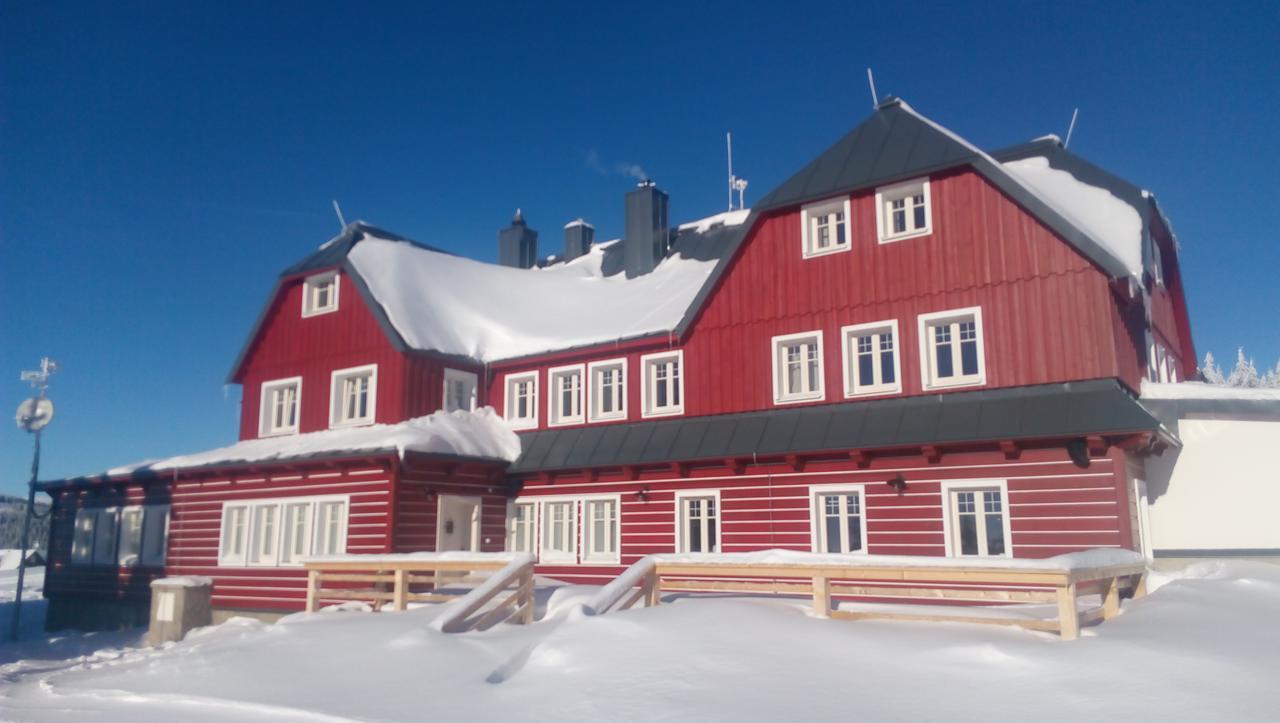 Hotel Bouda Helena ペツ・ポト・スニェシュコウ エクステリア 写真